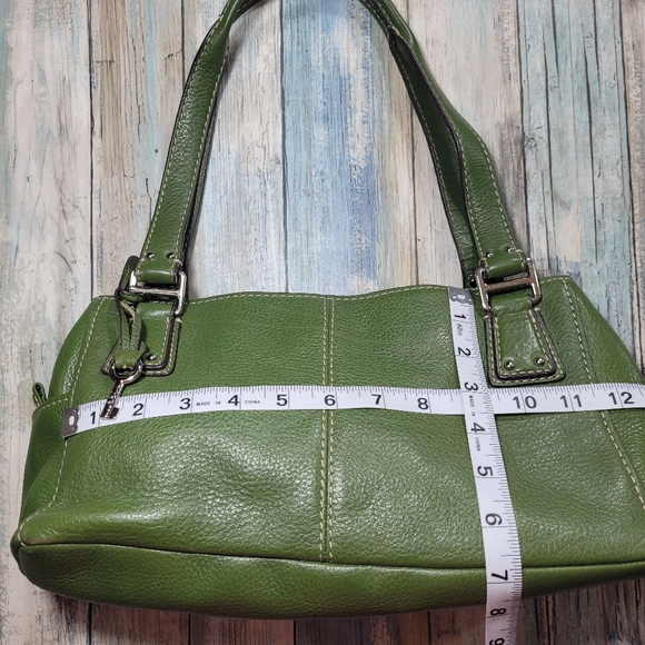 ✨️HP✨️Fossil Green Purse. - Picture 3 of 14